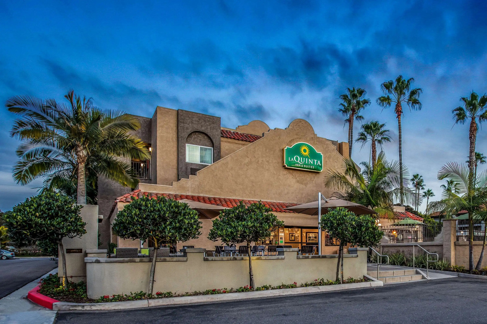 La Quinta Inn & Suites by Wyndham Carlsbad - Legoland Area