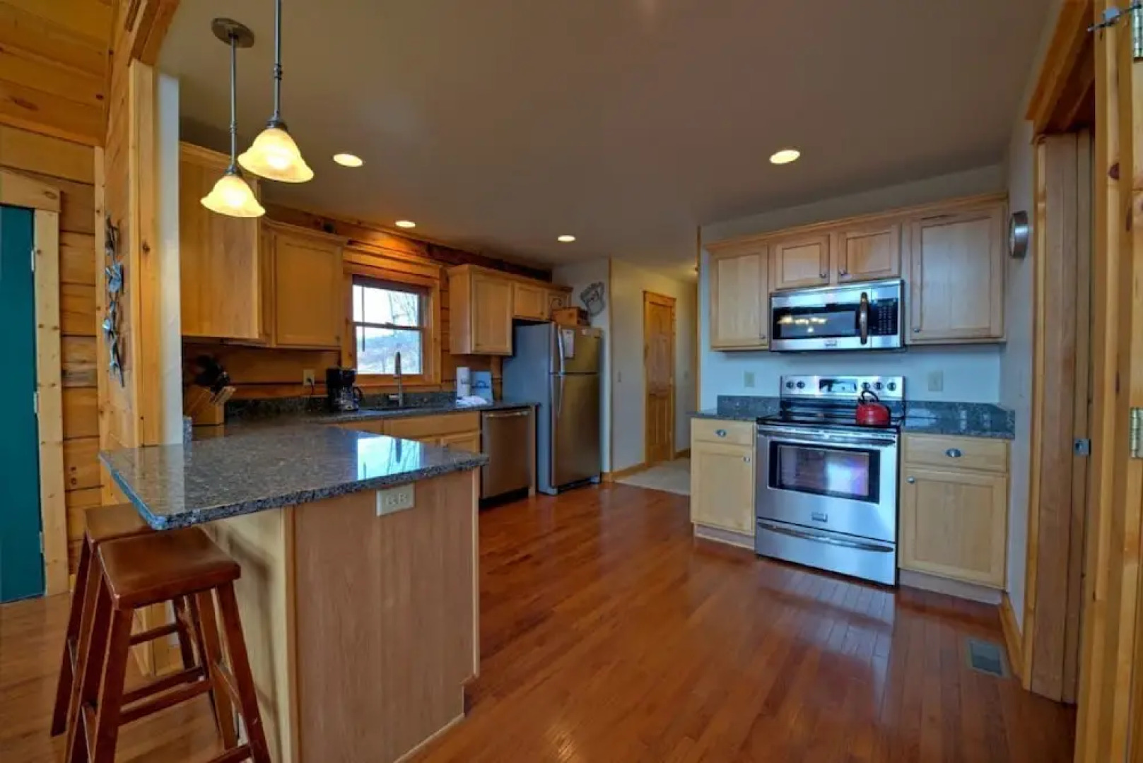 Rocky Mountain High - 4 Br Cabin