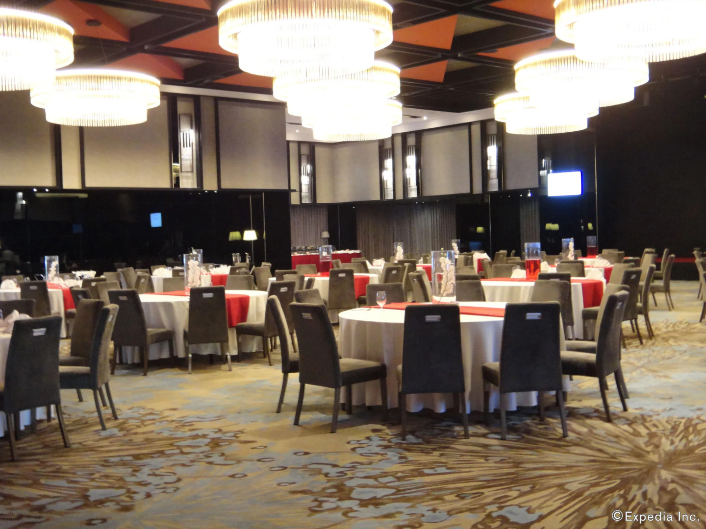 Midori Clark Hotel and Casino