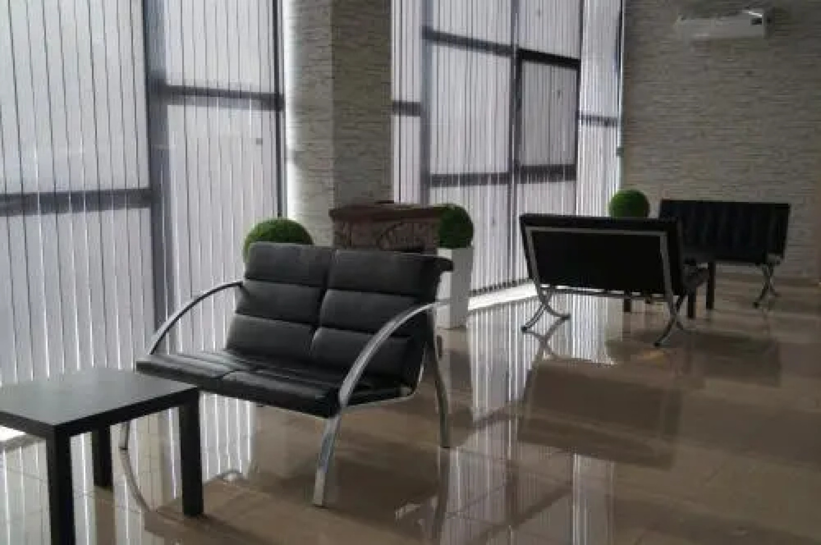 На Лихачева