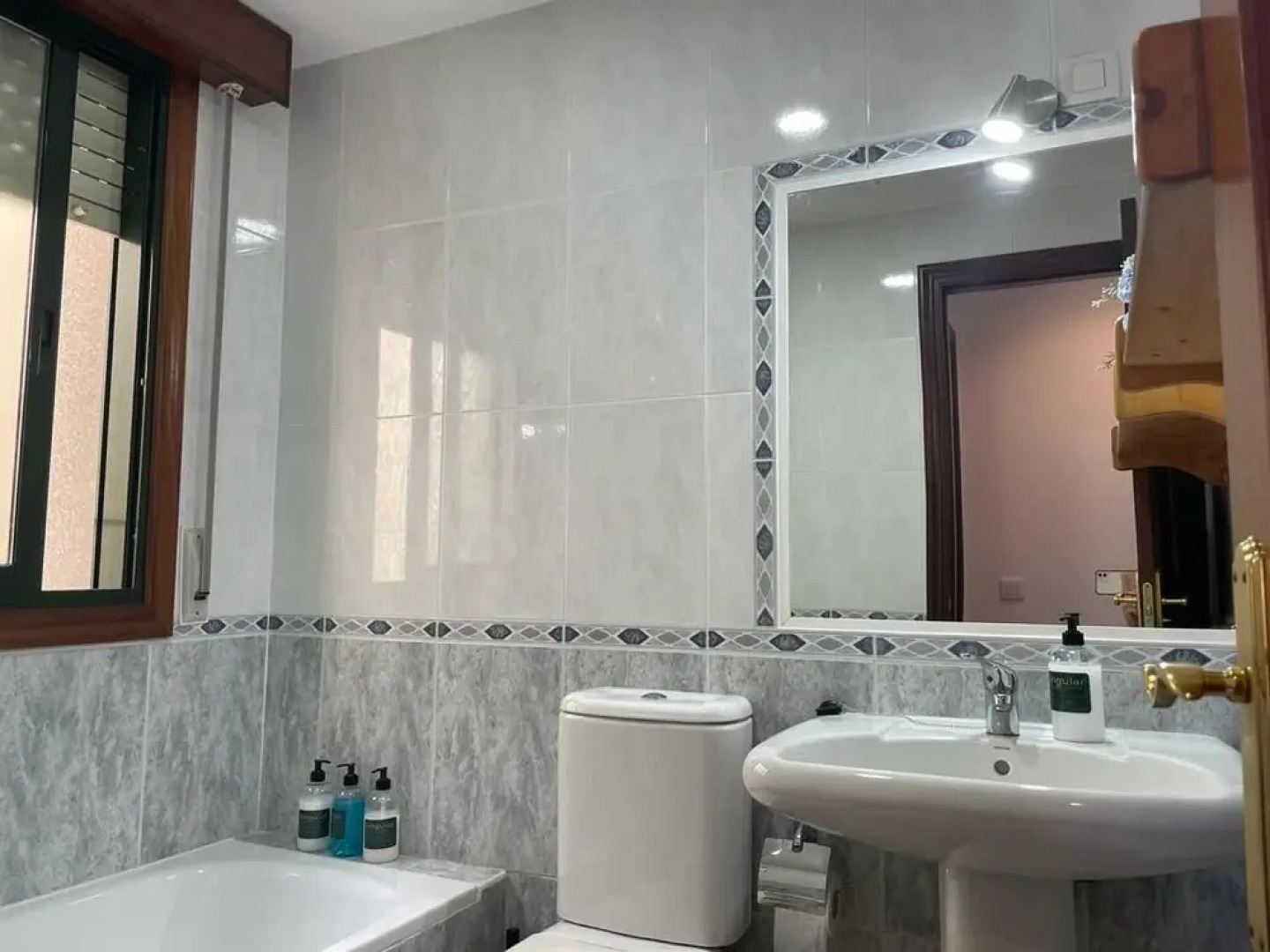 Luxury Singular Apartments Green