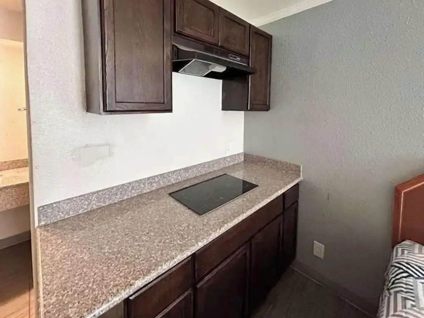 Studio 6 Fort Worth, TX – Downtown East