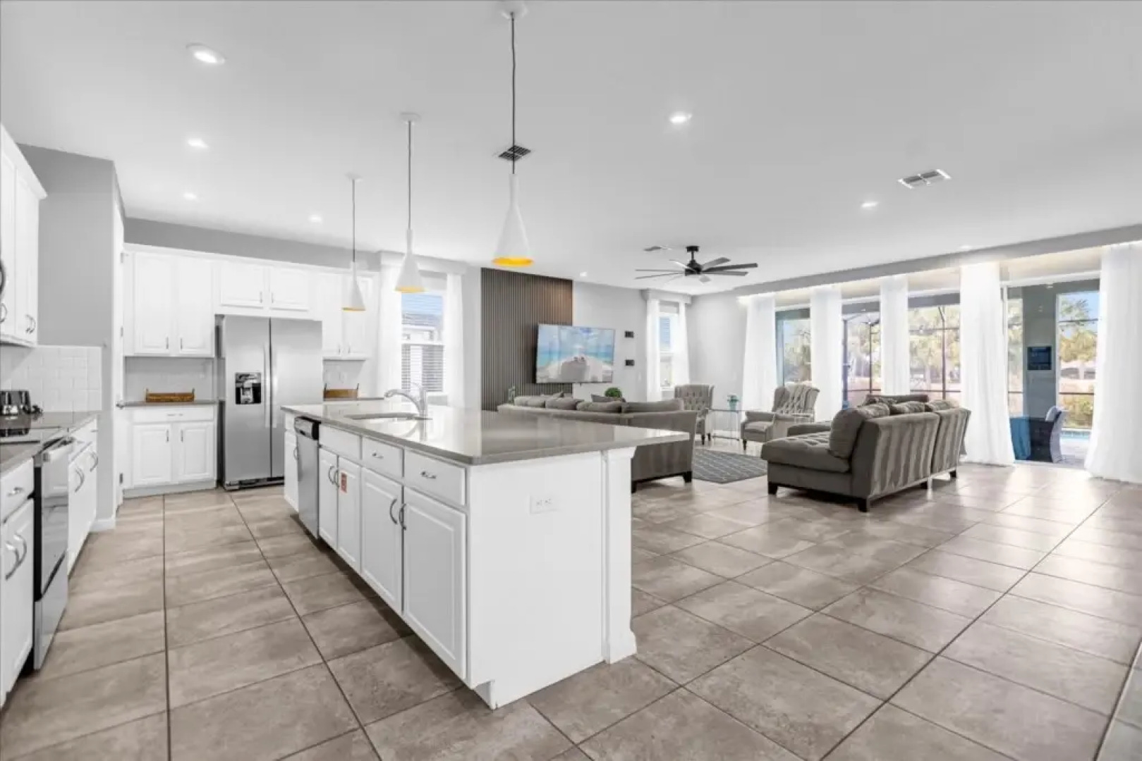 9 Bedrooms / 6 Bathrooms / Solara (8901 CB), Kissimmee, US