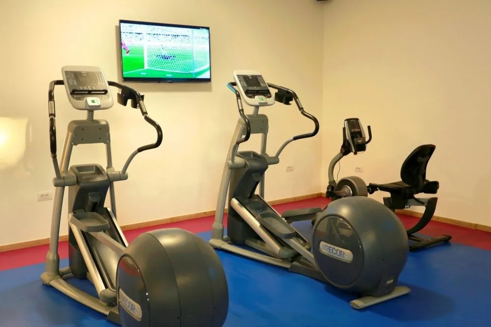 Mist Hotel And Spa By Warwick