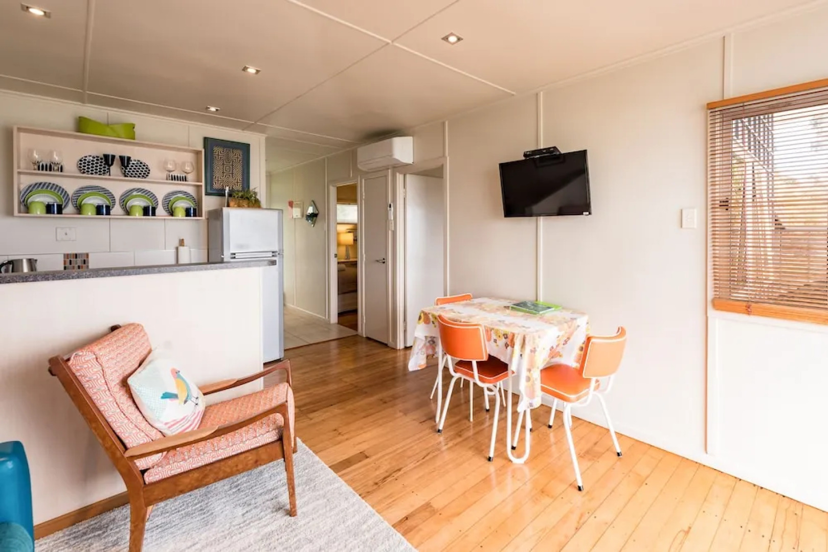 Golden Sand Beachfront Apartments