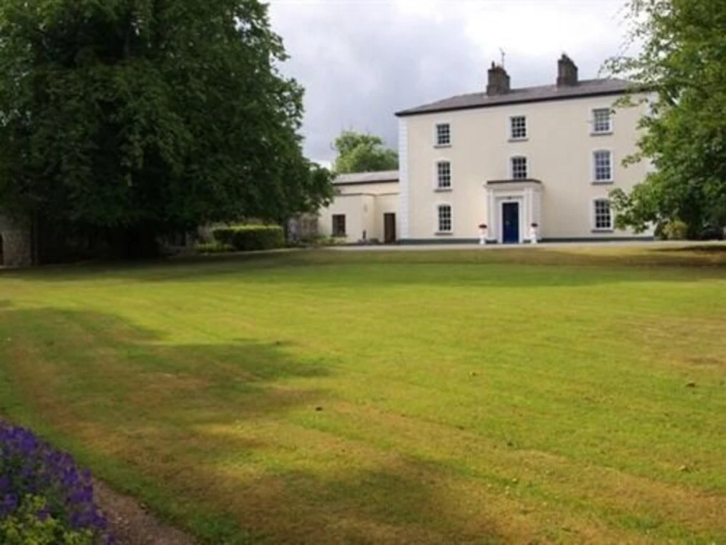Viewmount House