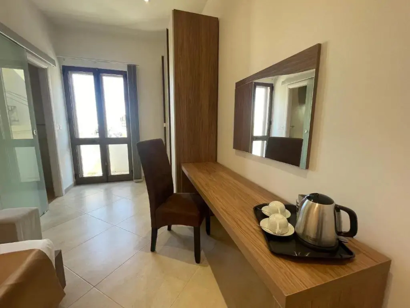 Alina Boutique Living