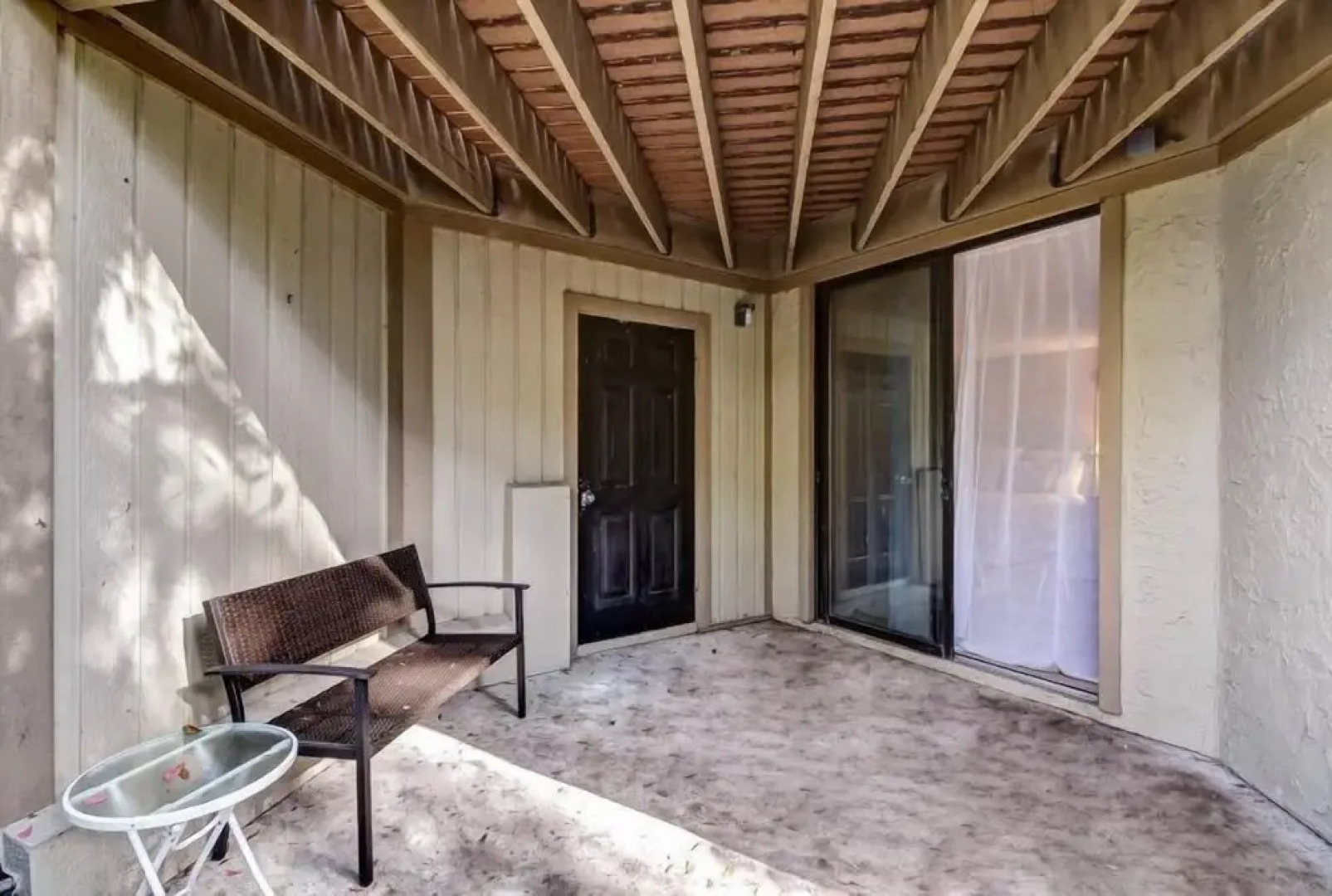 2354/56-courtside Villas