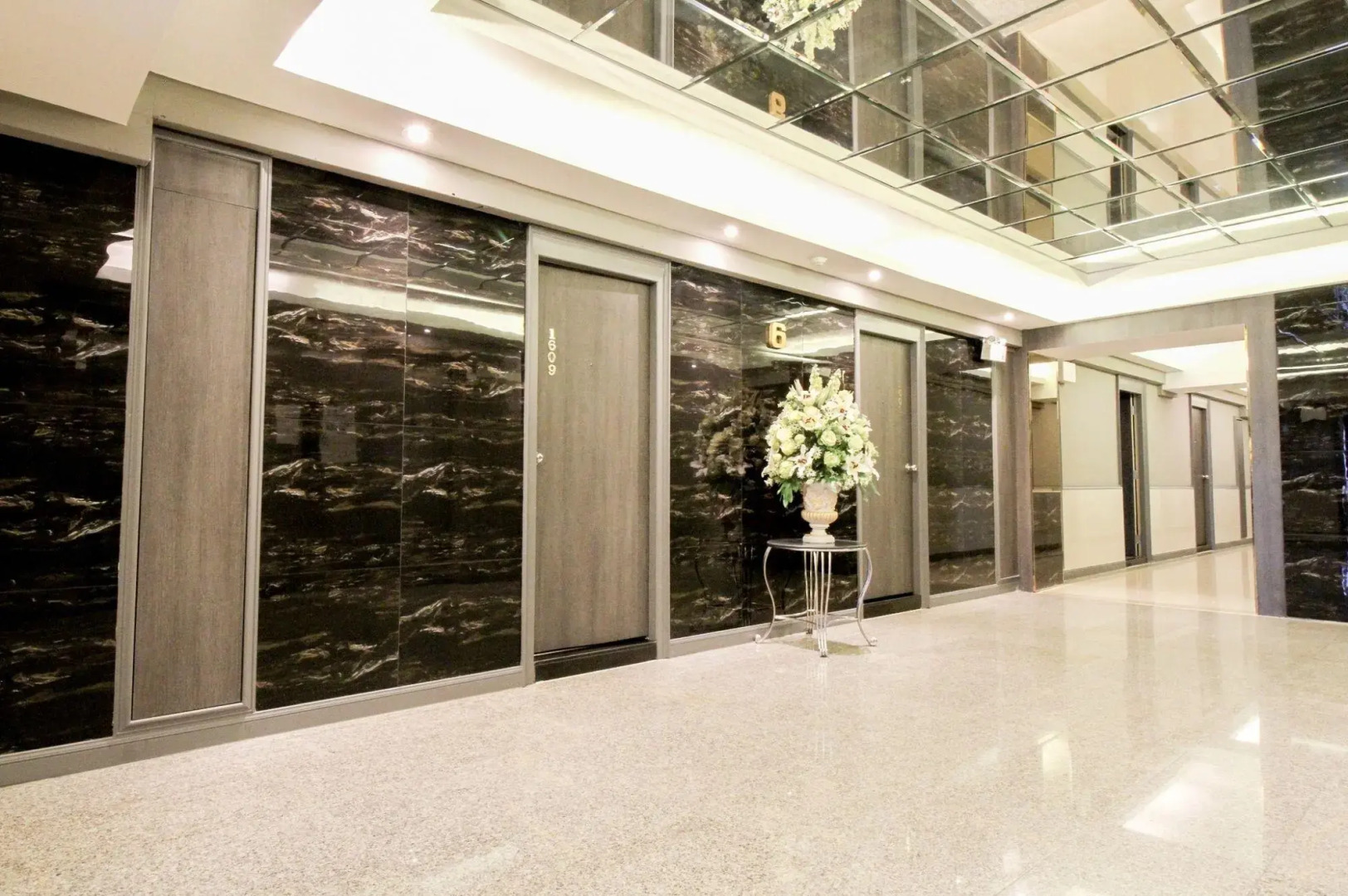 Convenient Park Bangkok Hotel