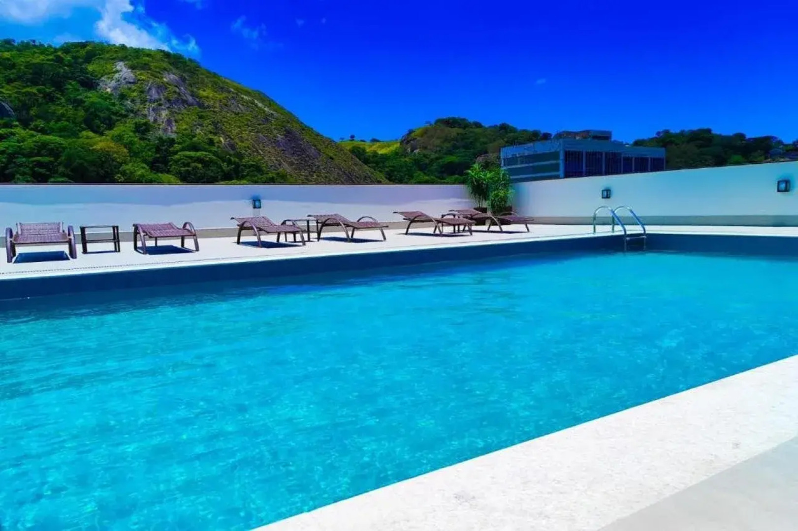 Alice Vitória Hotel Arte by Nobile