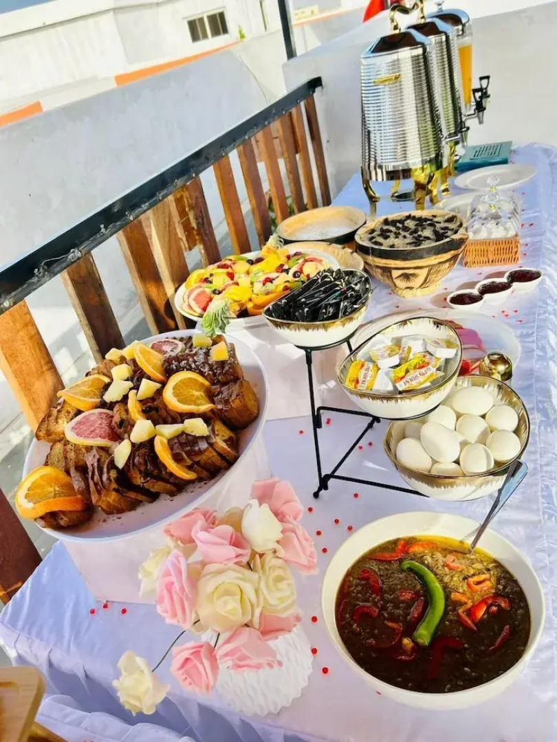 Touraco Suite Hotel Business