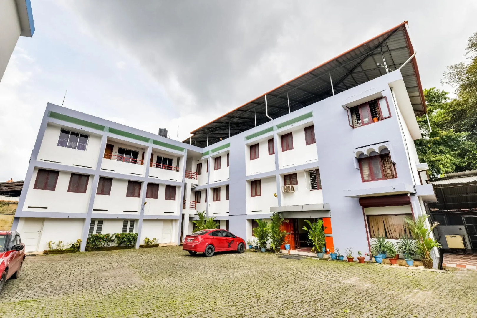 SPOT ON 36305 Indraprastham Tourist Home