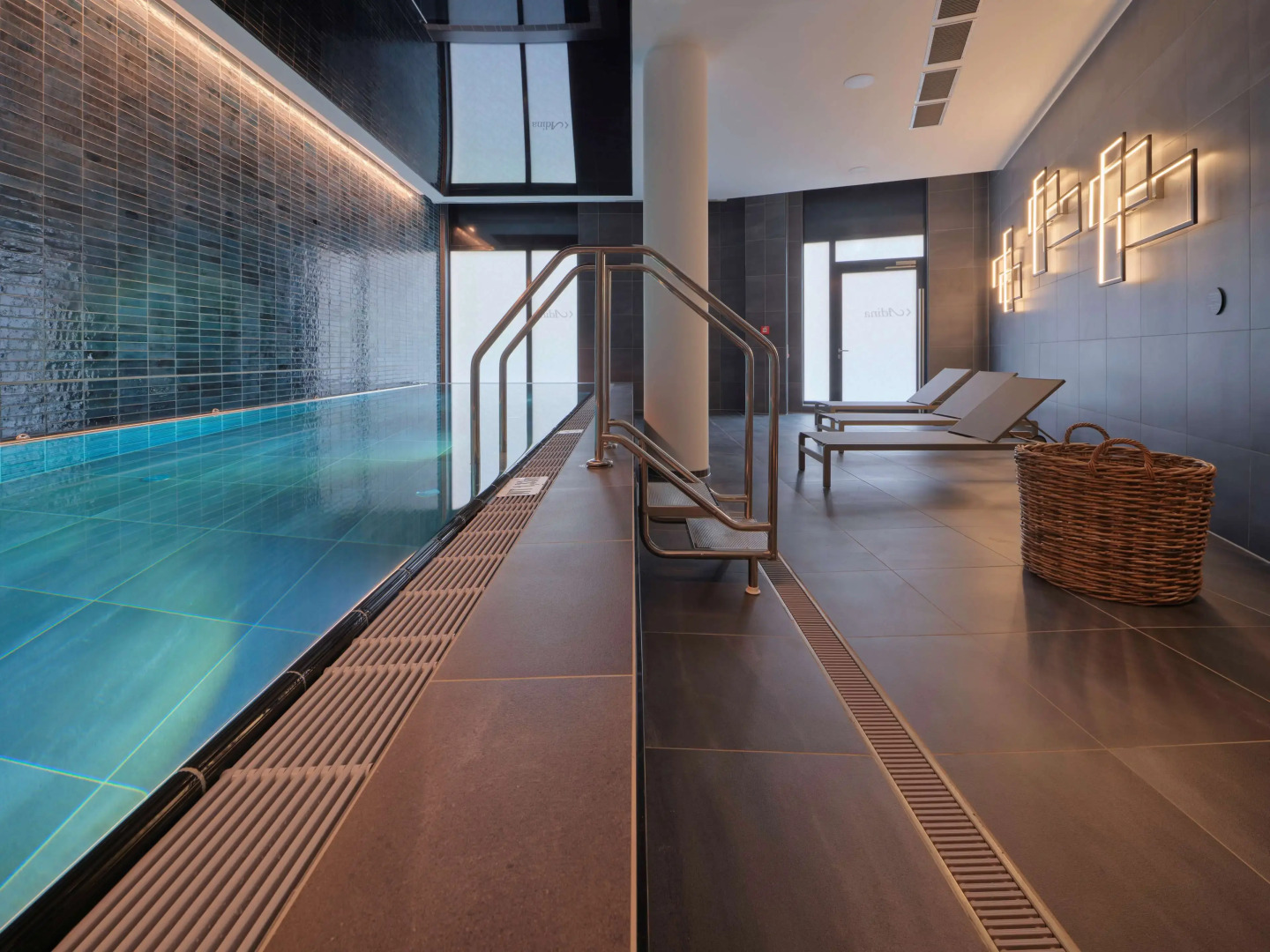 Adina Apartment Hotel Cologne