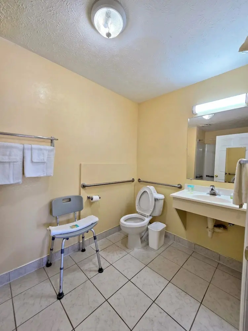 Garden Inn & Suites