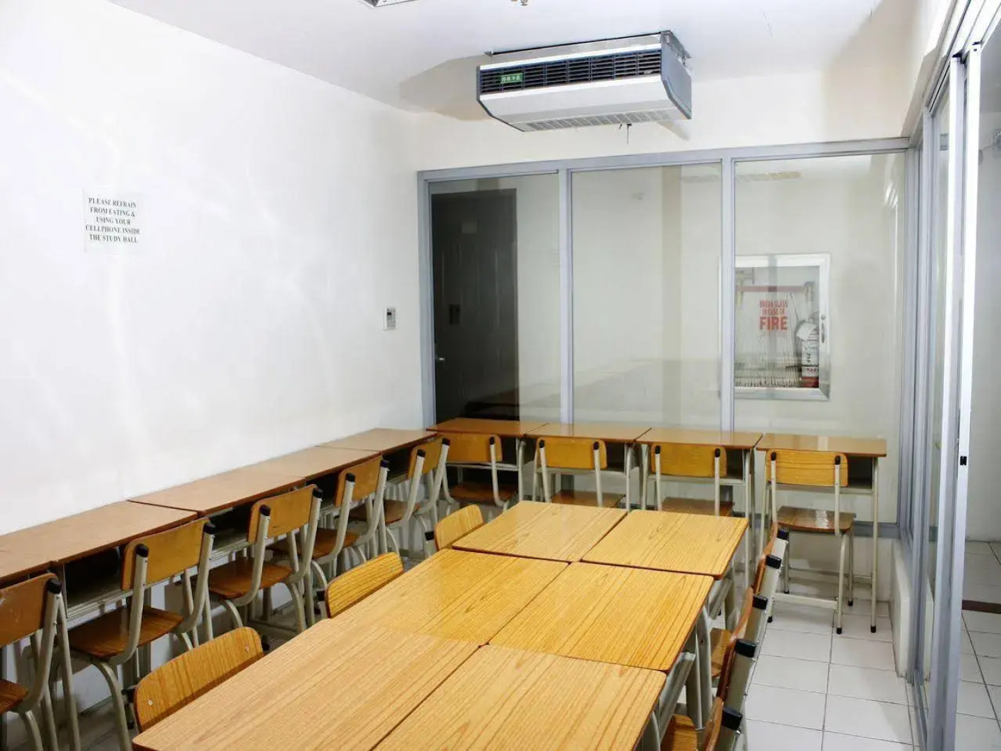 ZEN Rooms Golden Panda QC