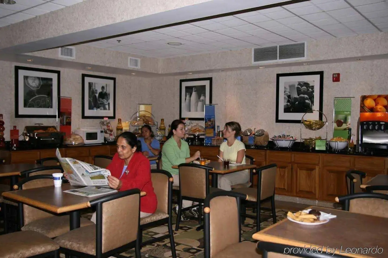 Hampton Inn Cleveland Airport - Tiedeman Road