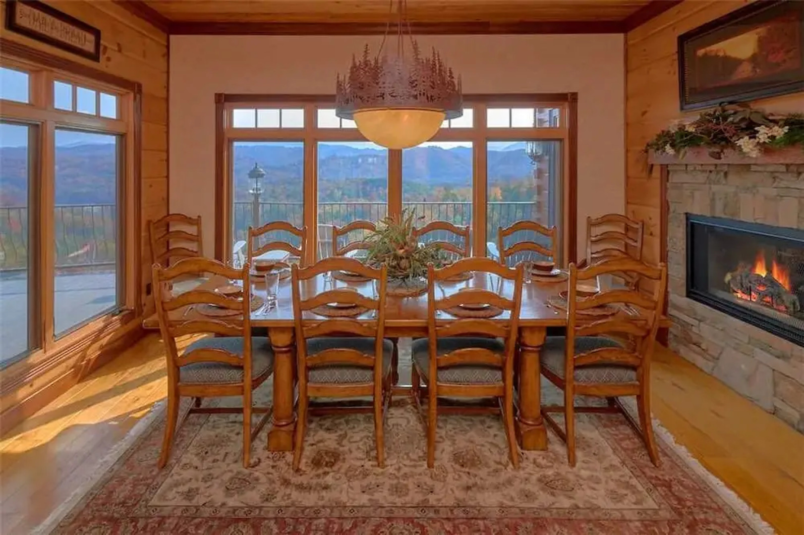 Journeys End - Five Bedroom Cabin