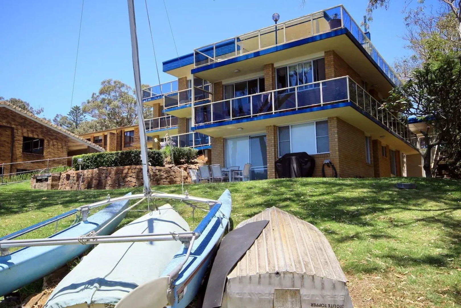 Kooringal, Unit 8/105 Soldiers Point Road