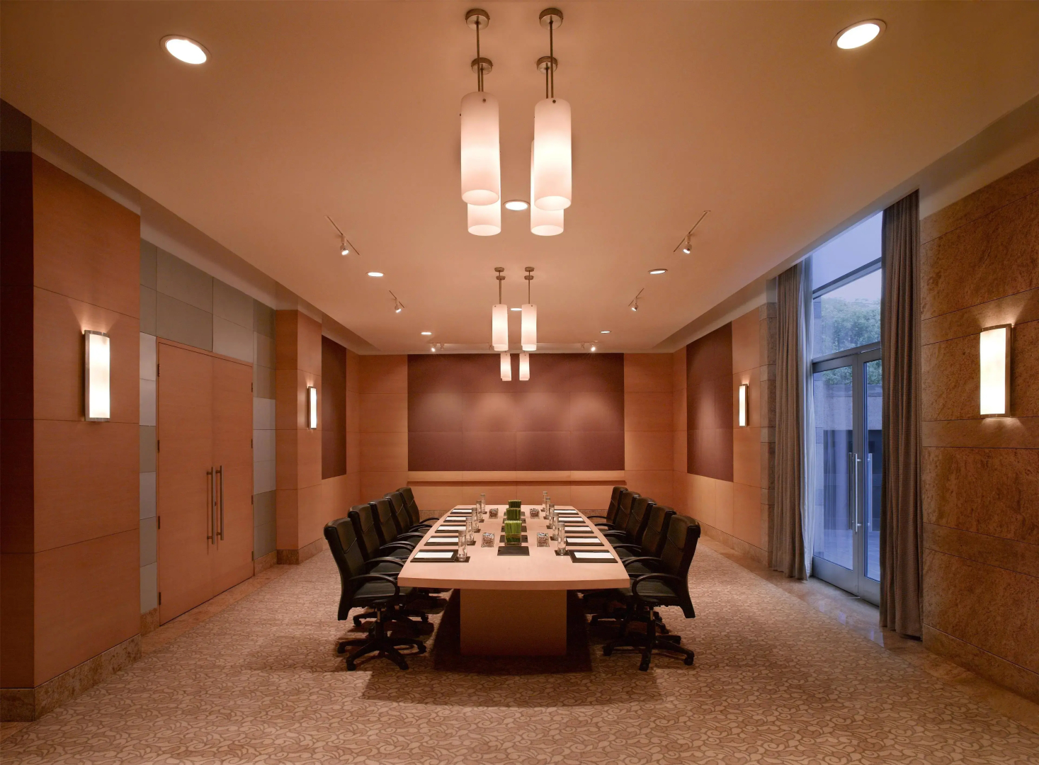 Grand Hyatt Mumbai Hotel and Serviced Apartments