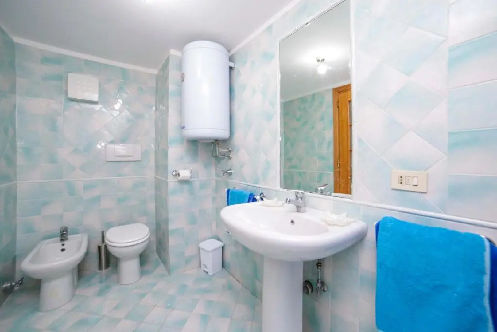 Atrani Apartments on the Amalfi Coast, air-purified, close to the beach and easy access