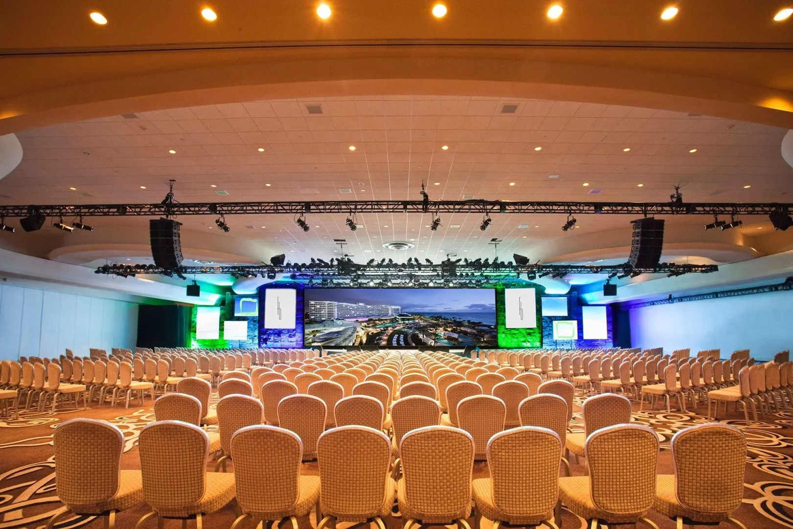 Fontainebleau Miami Beach