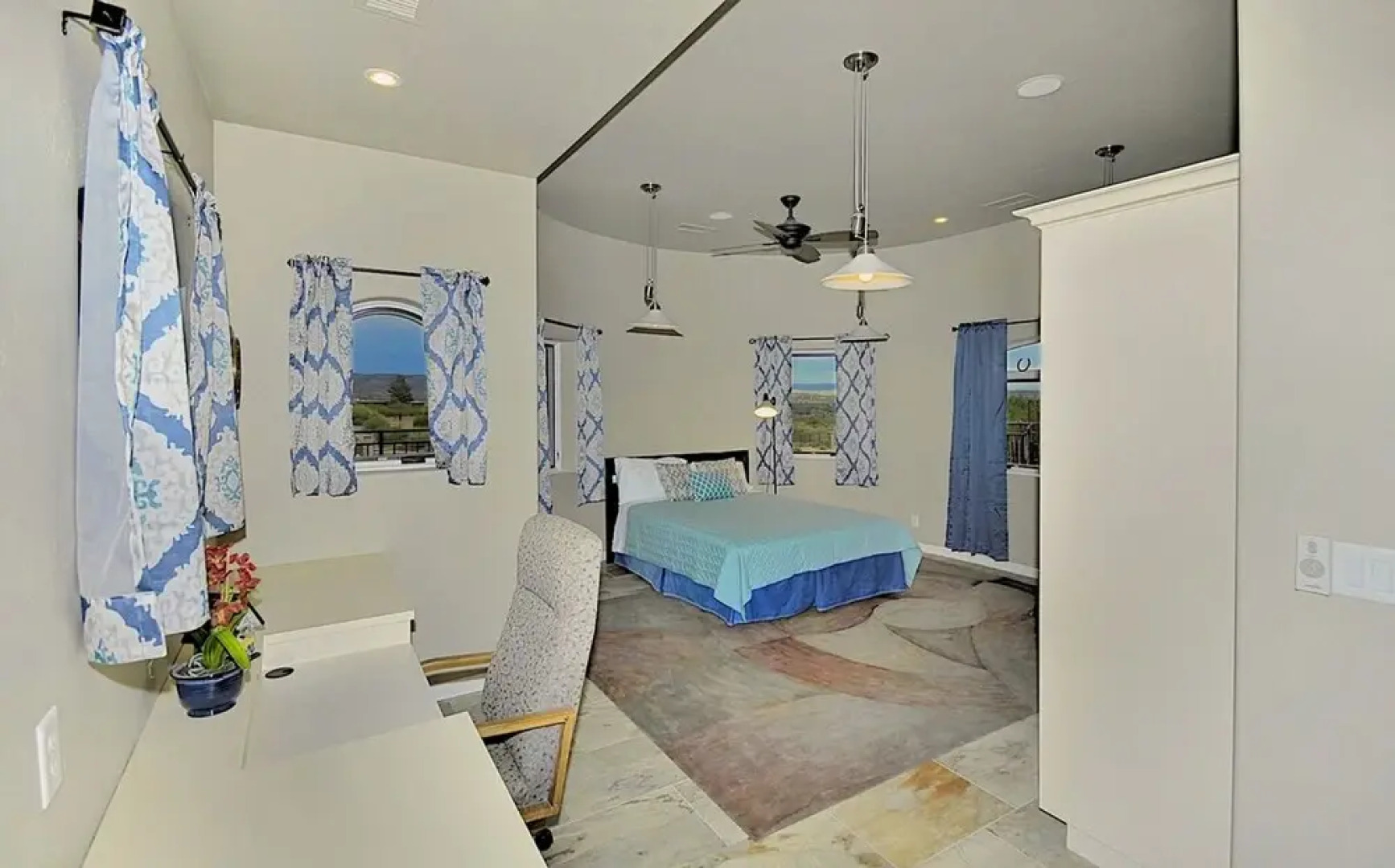 Sorelle Vineyard 5BR by Casago