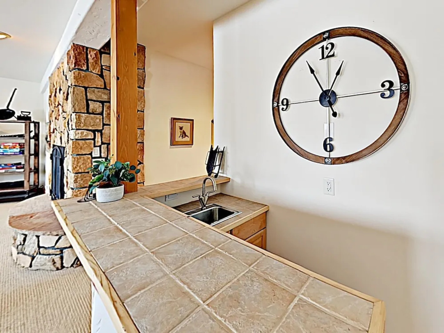 New Listing! Huge Lake-view Haven W/ 2-car Garage 3 Bedroom Cottage