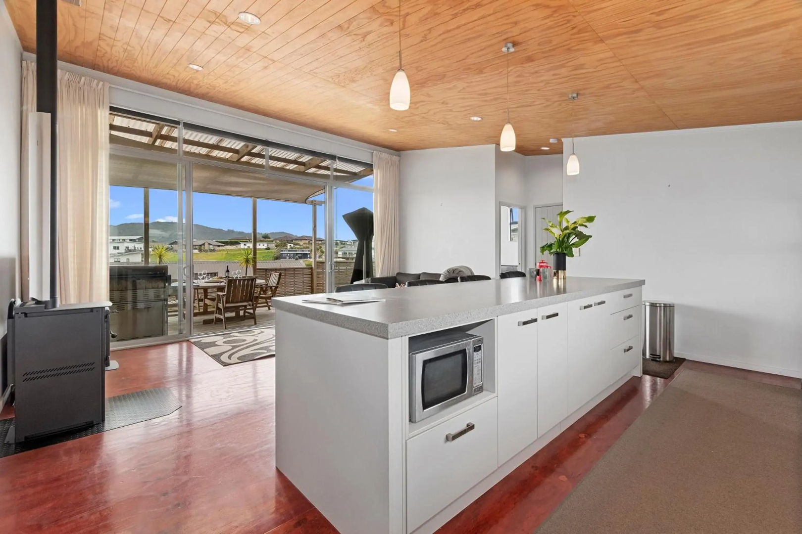 Blue Crush Villa - Mangawhai Heads Holiday Home