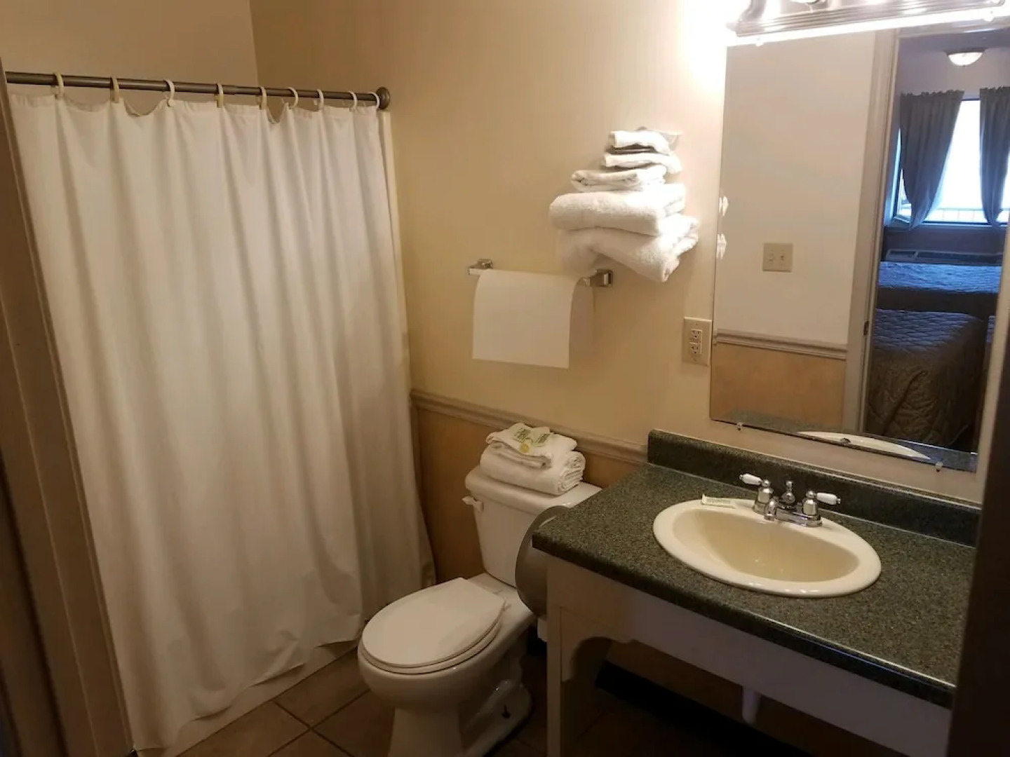 Traveler's Choice Motel