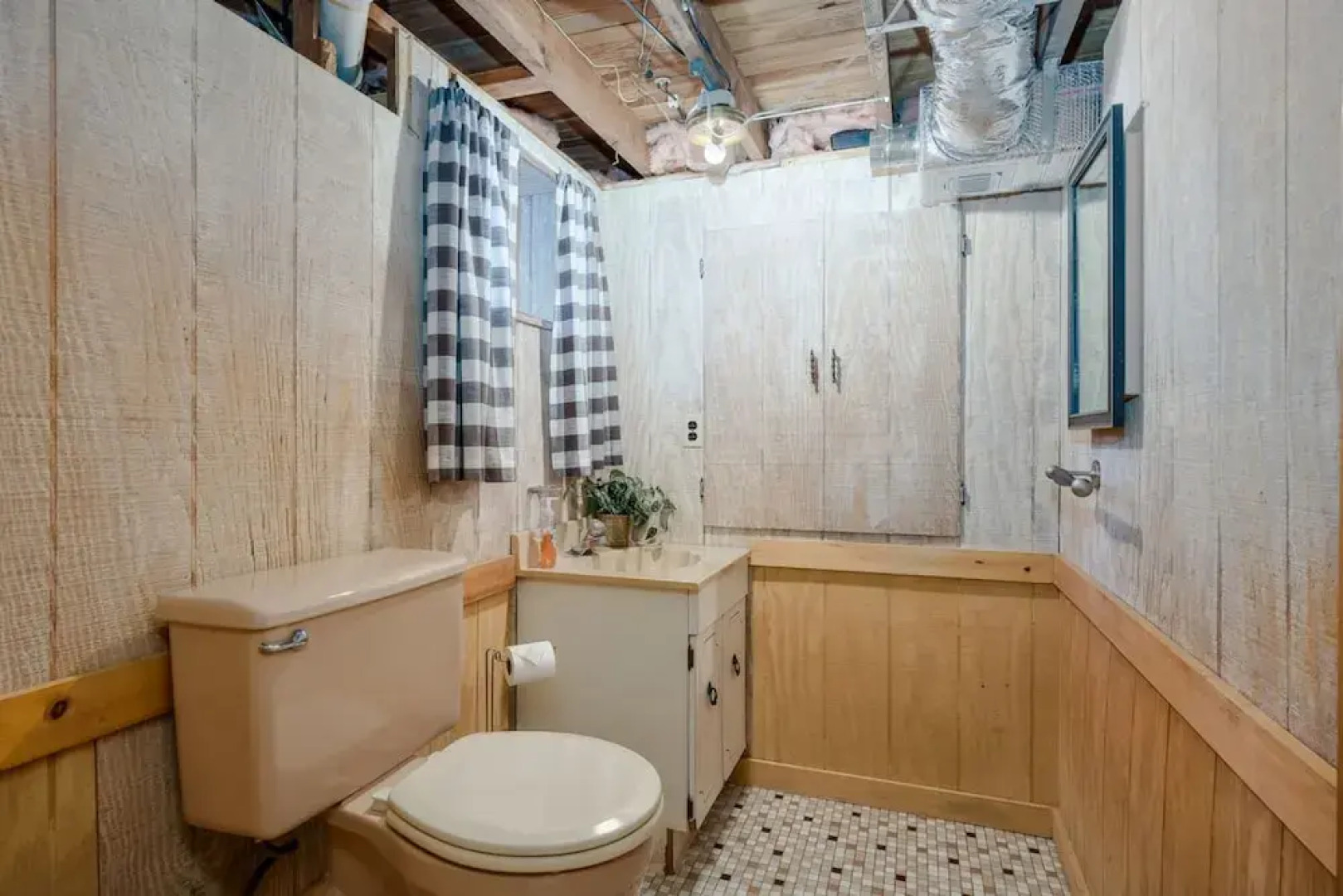 Beachfront Retreat - 5BR Home With Stunning Views