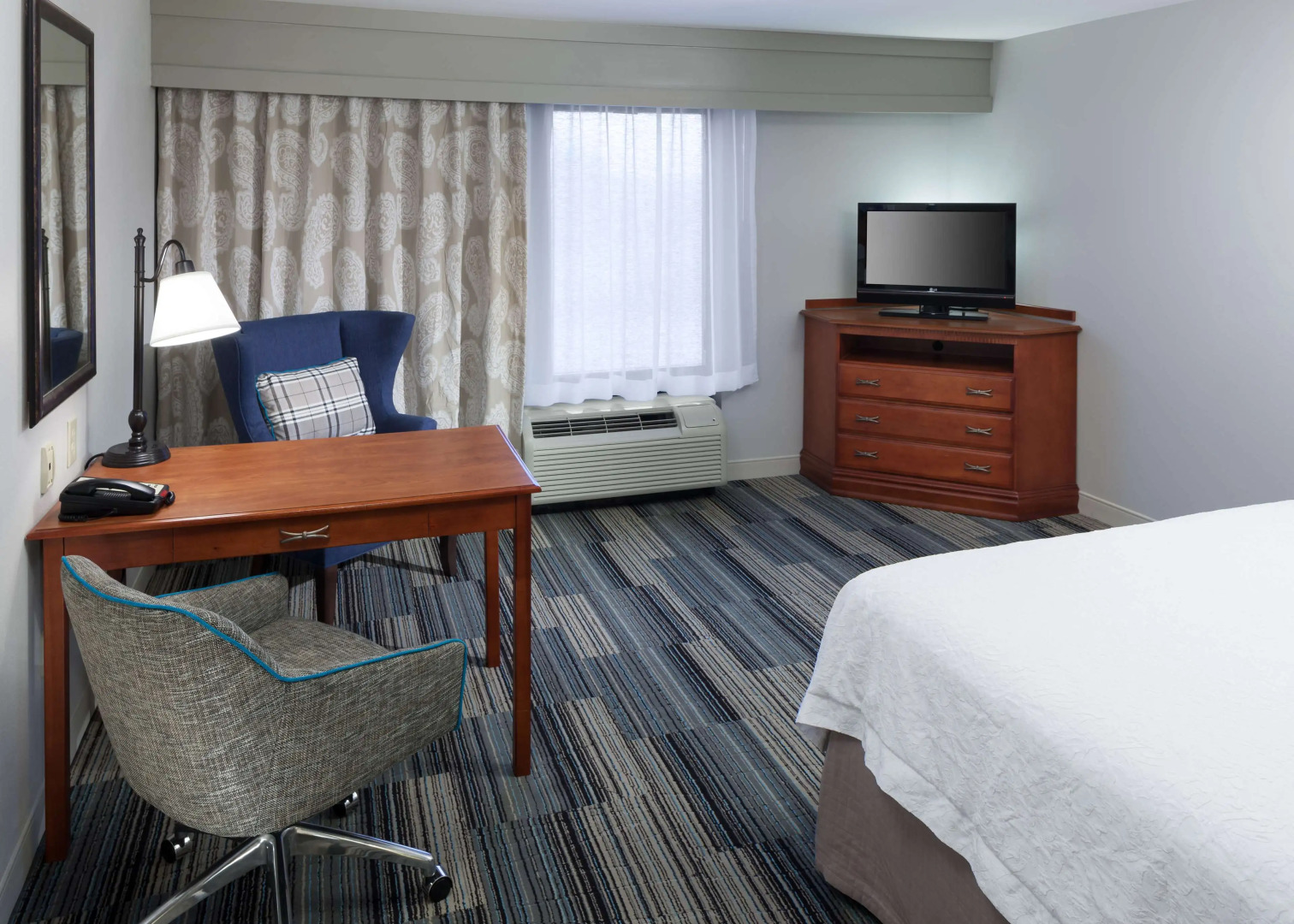 Hampton Inn & Suites Cedar Rapids - North