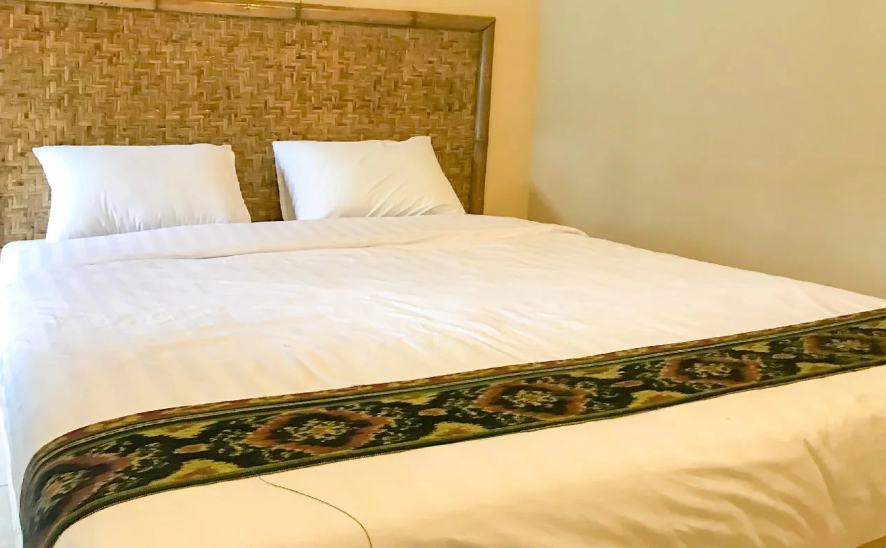 Surya Karhyn Hotel & Restaurant