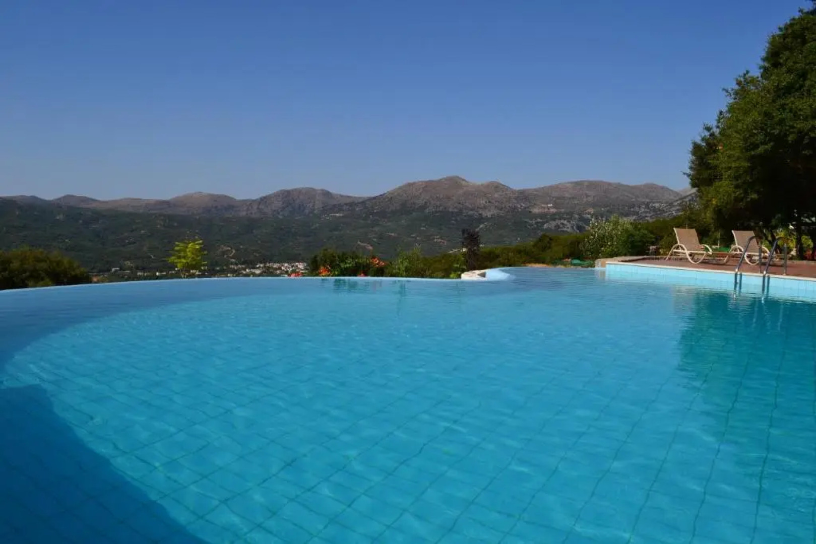 Country Hotel Velani