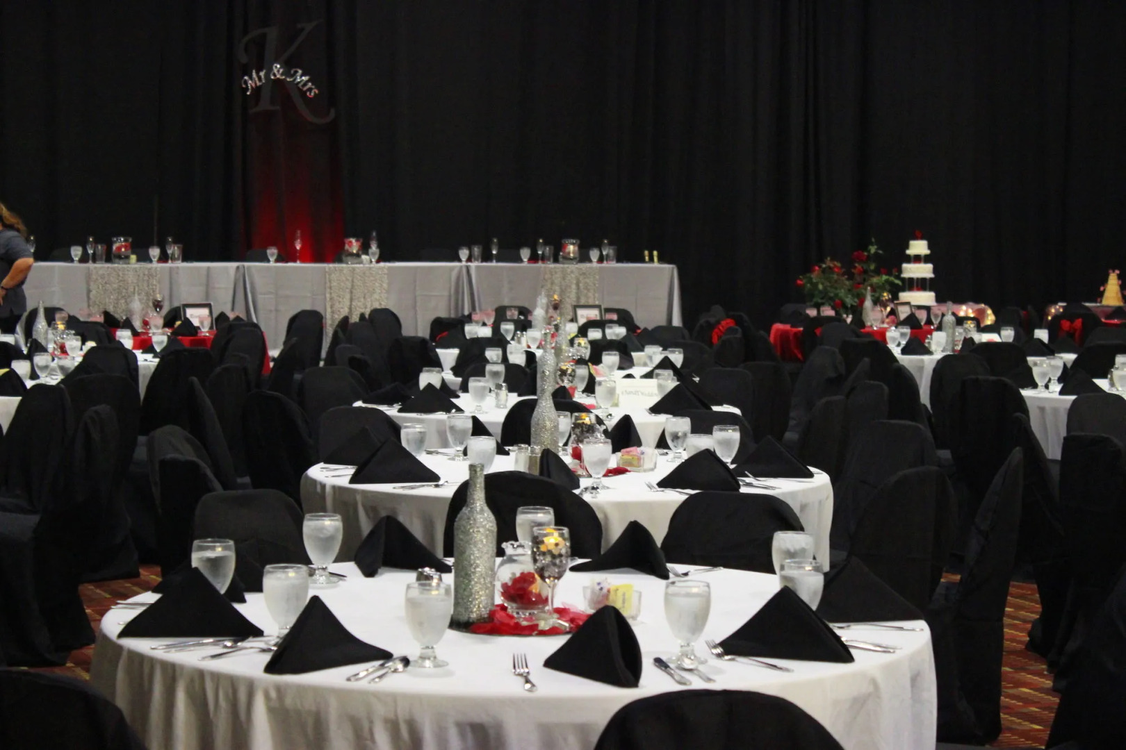 Grand Williston Hotel & Conference Center