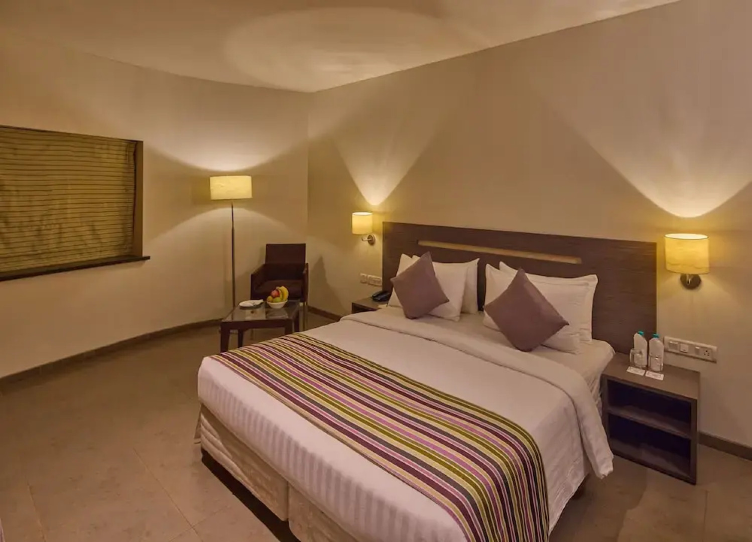 Confident Amoon - The Glamour Spa and Resort