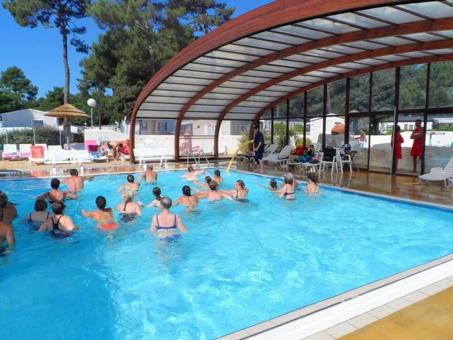 Bungalow With 3 Bedrooms in La Tremblade, With Shared Pool and Furnished Terrace - 2 km From the Beach