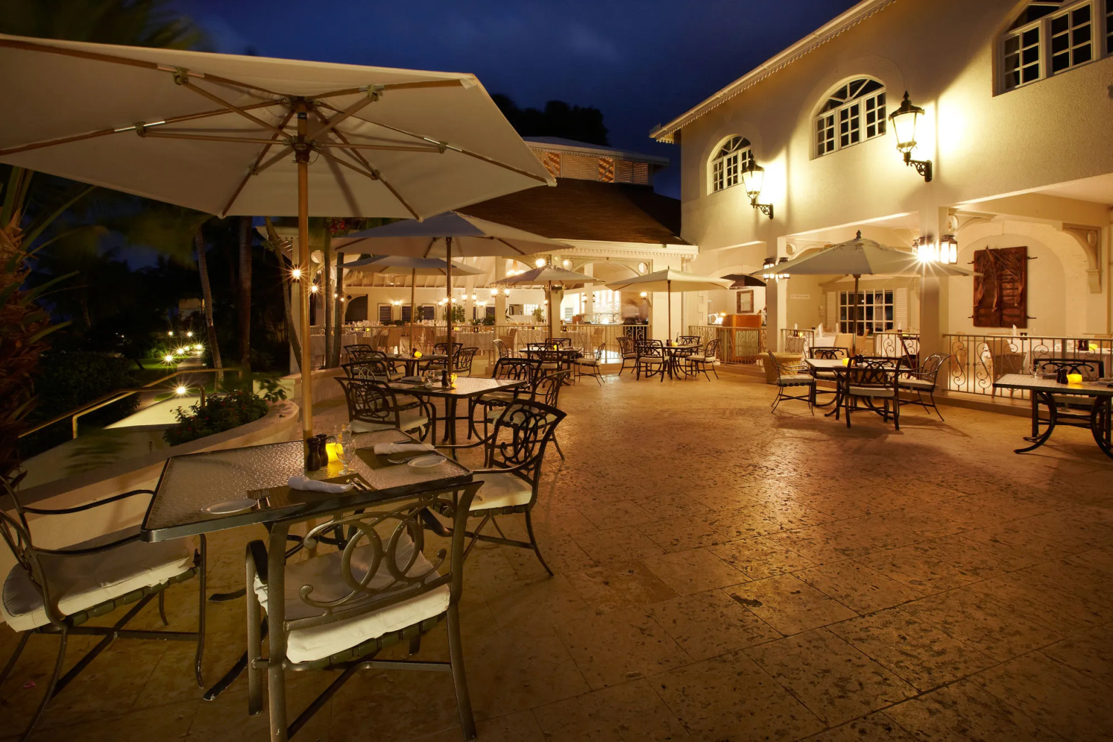 The Cove Suites at Blue Waters Resort and Spa