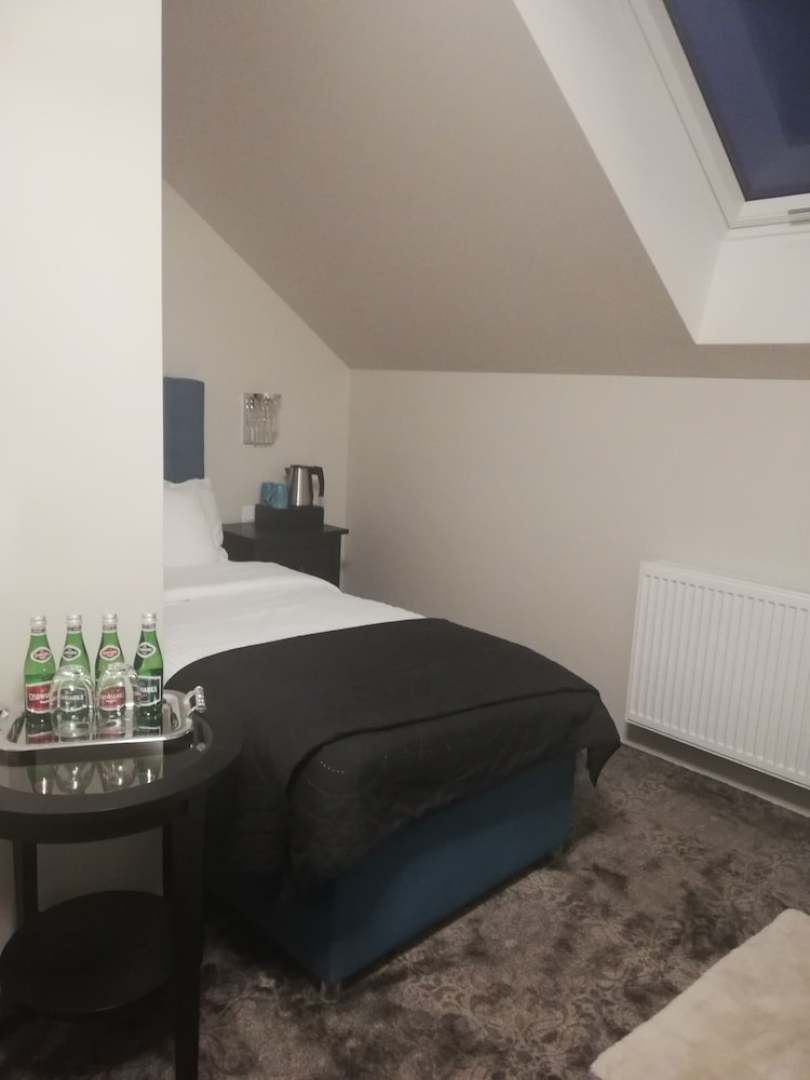 Zespol Palacowo-Parkowy w Dabrowce