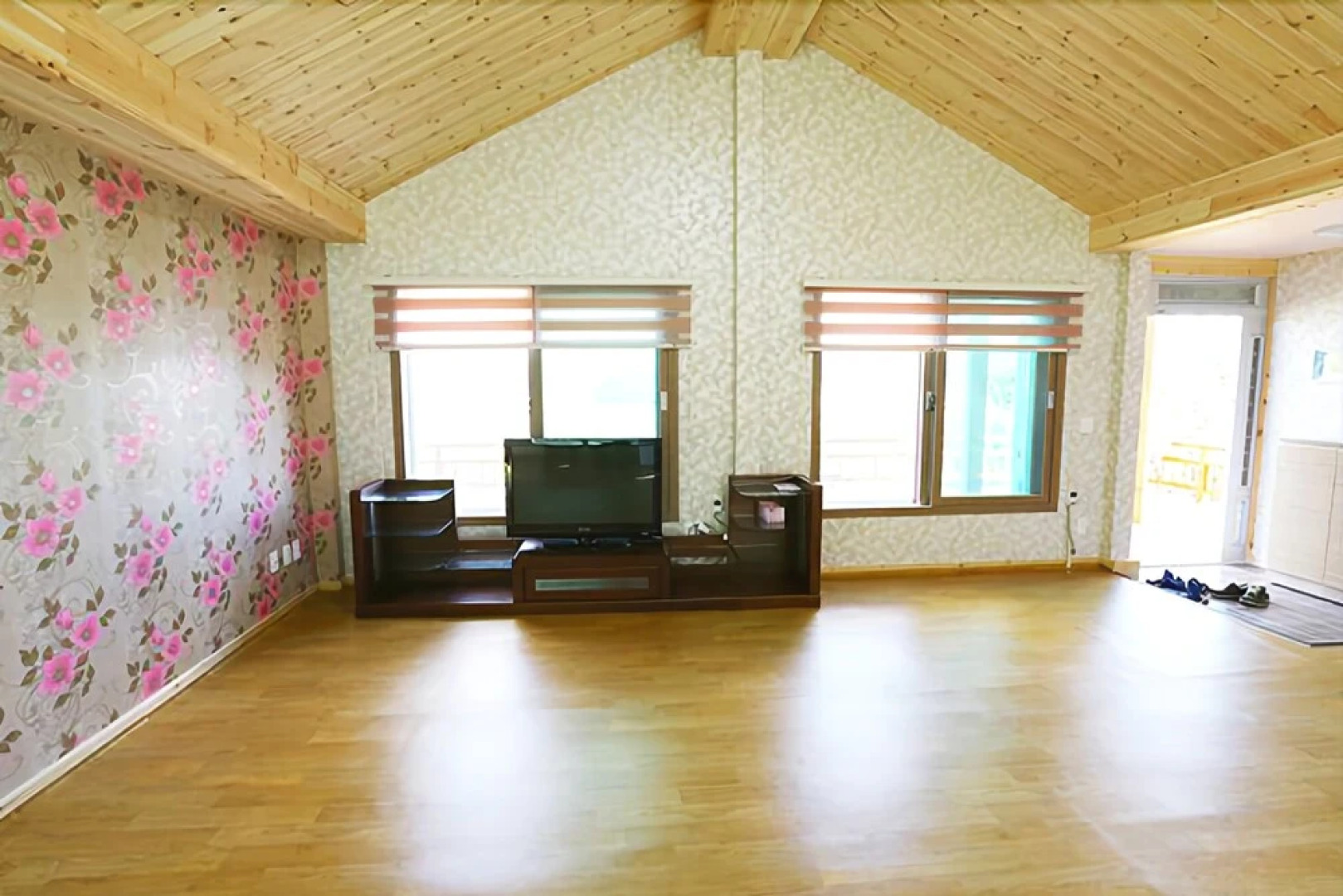 Jindo Sansaesori Pension