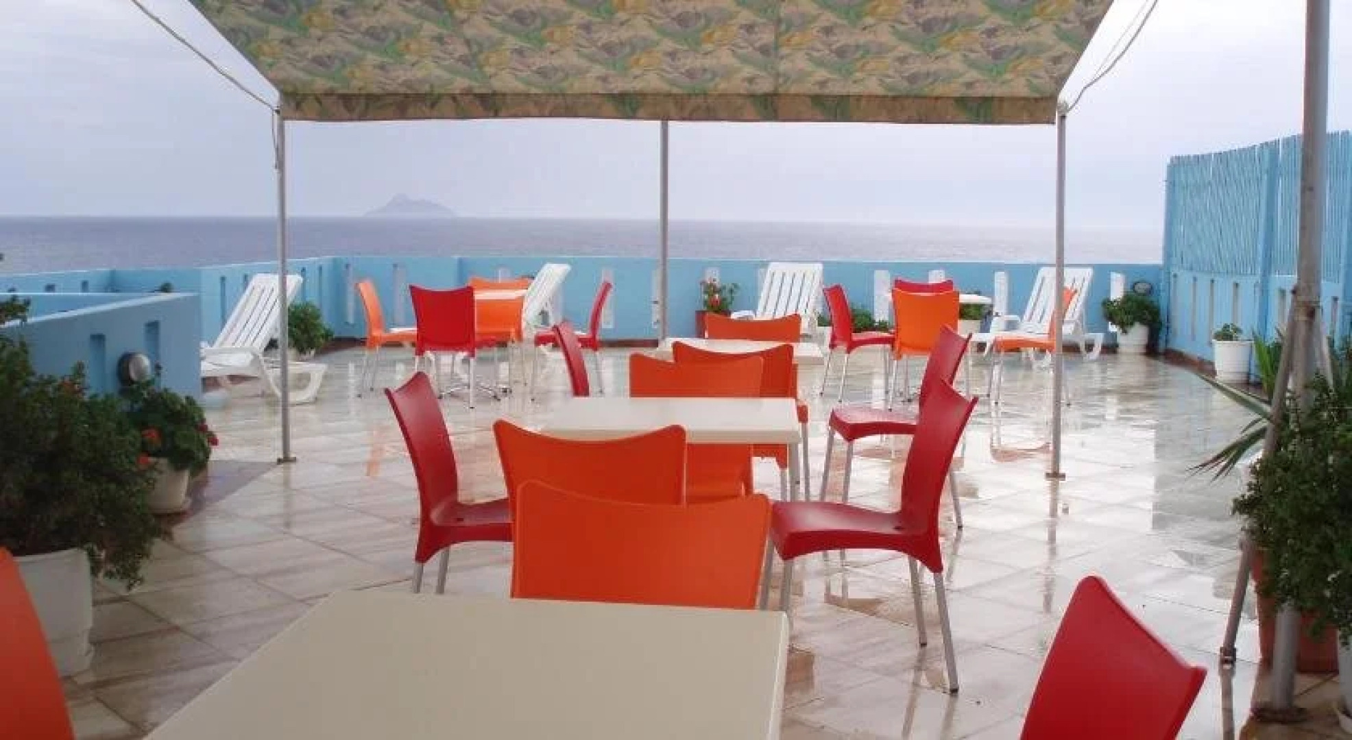 Kostas Rooms & Apartments