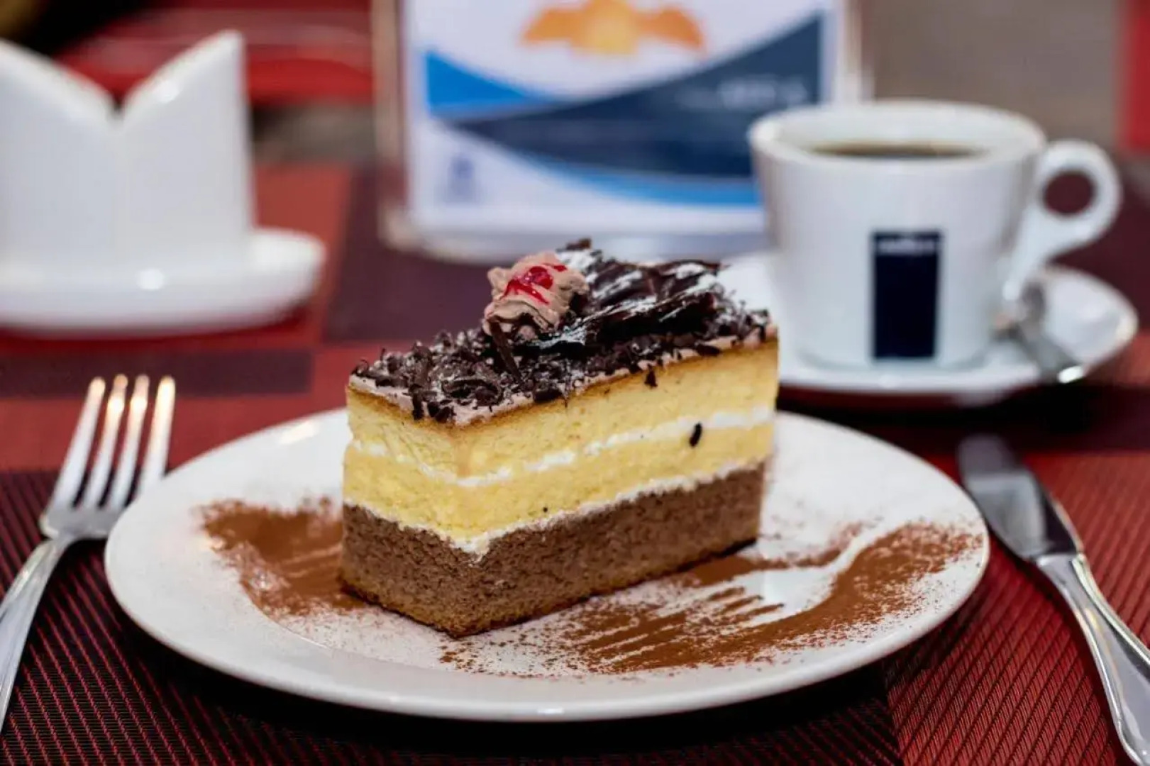 Отель Al Maha Regency