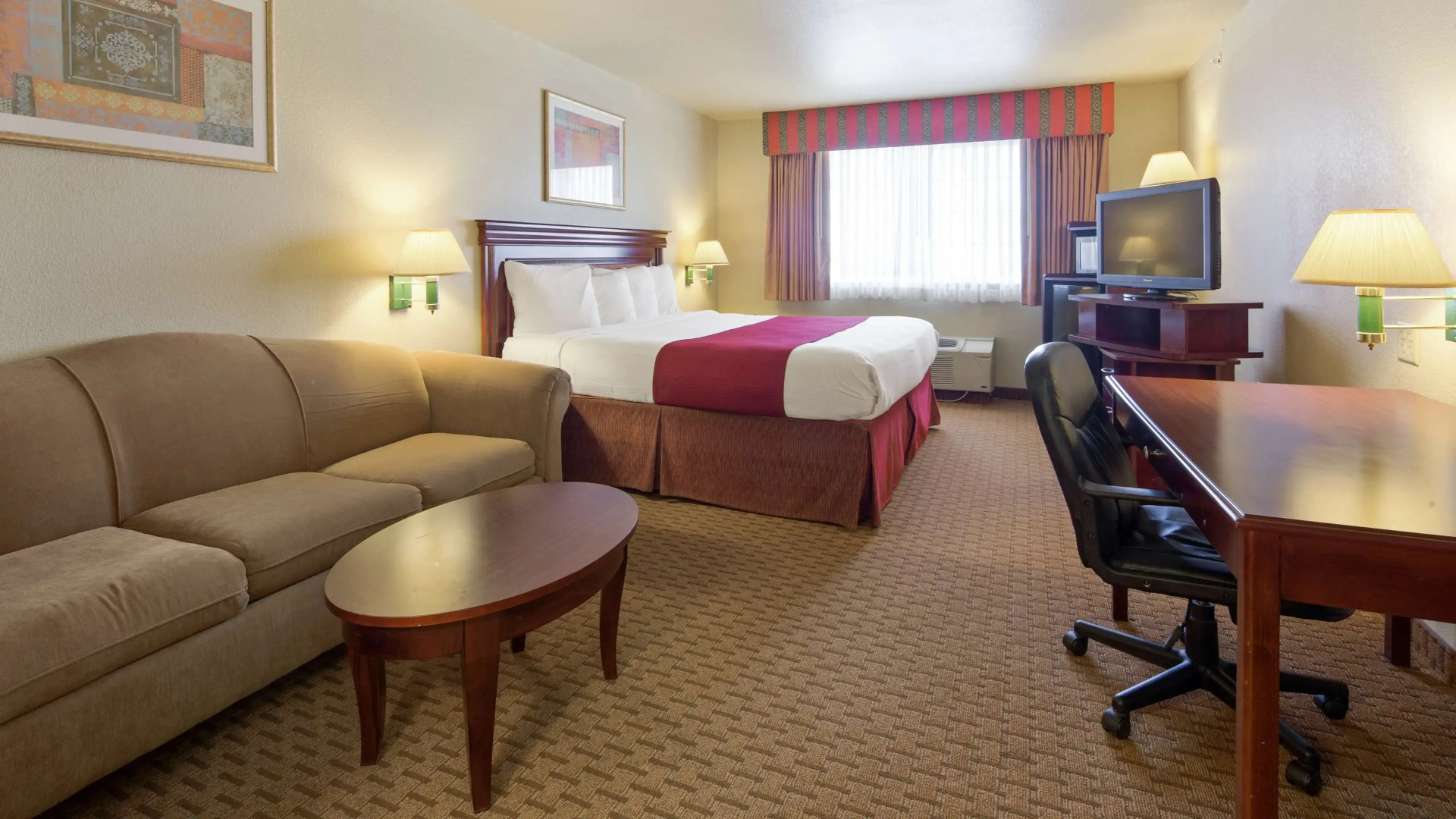 SureStay Plus Hotel by Best Western Quanah