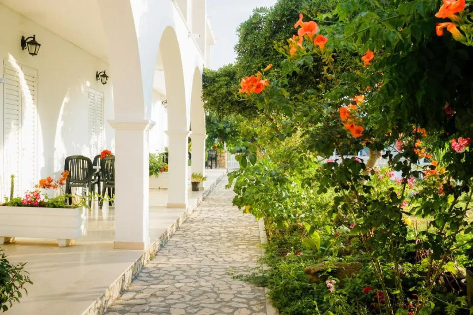 Cubaneros Holiday Inn