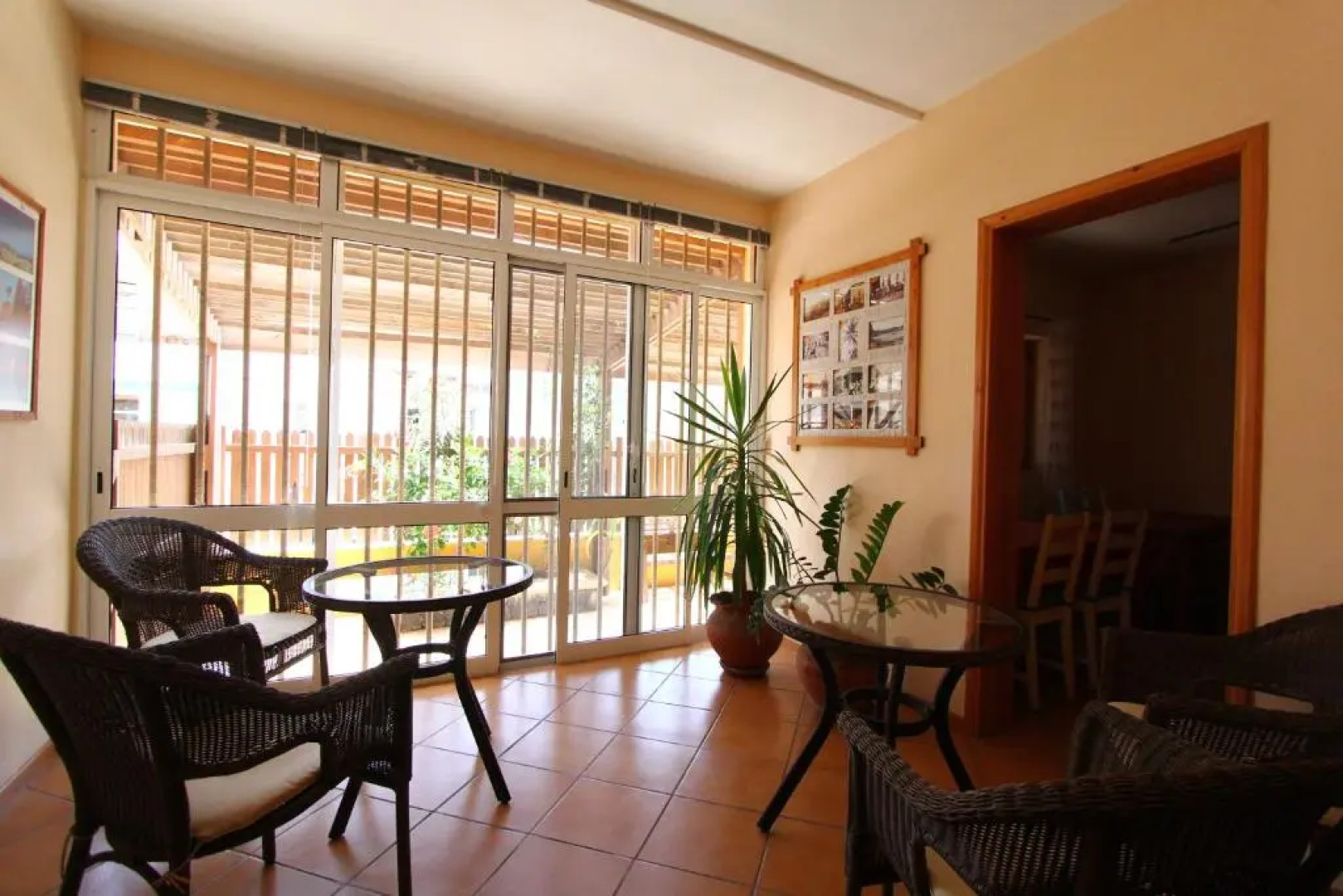 Kira's Boutique Hotel