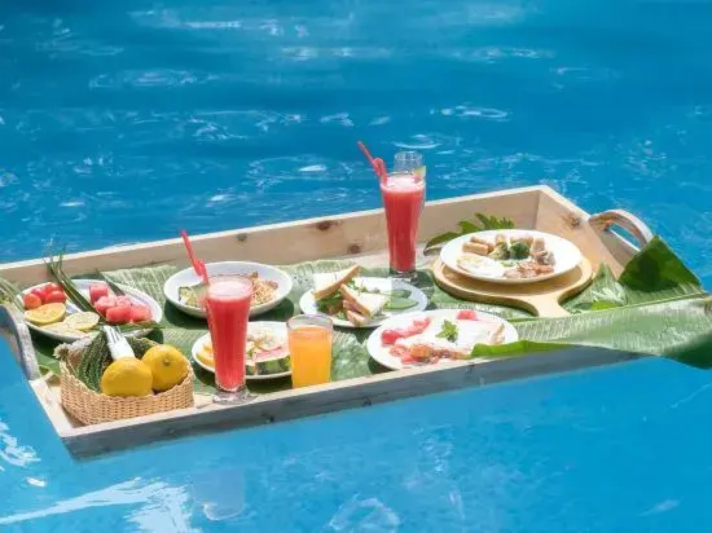 Snow Lion Riverside Resort