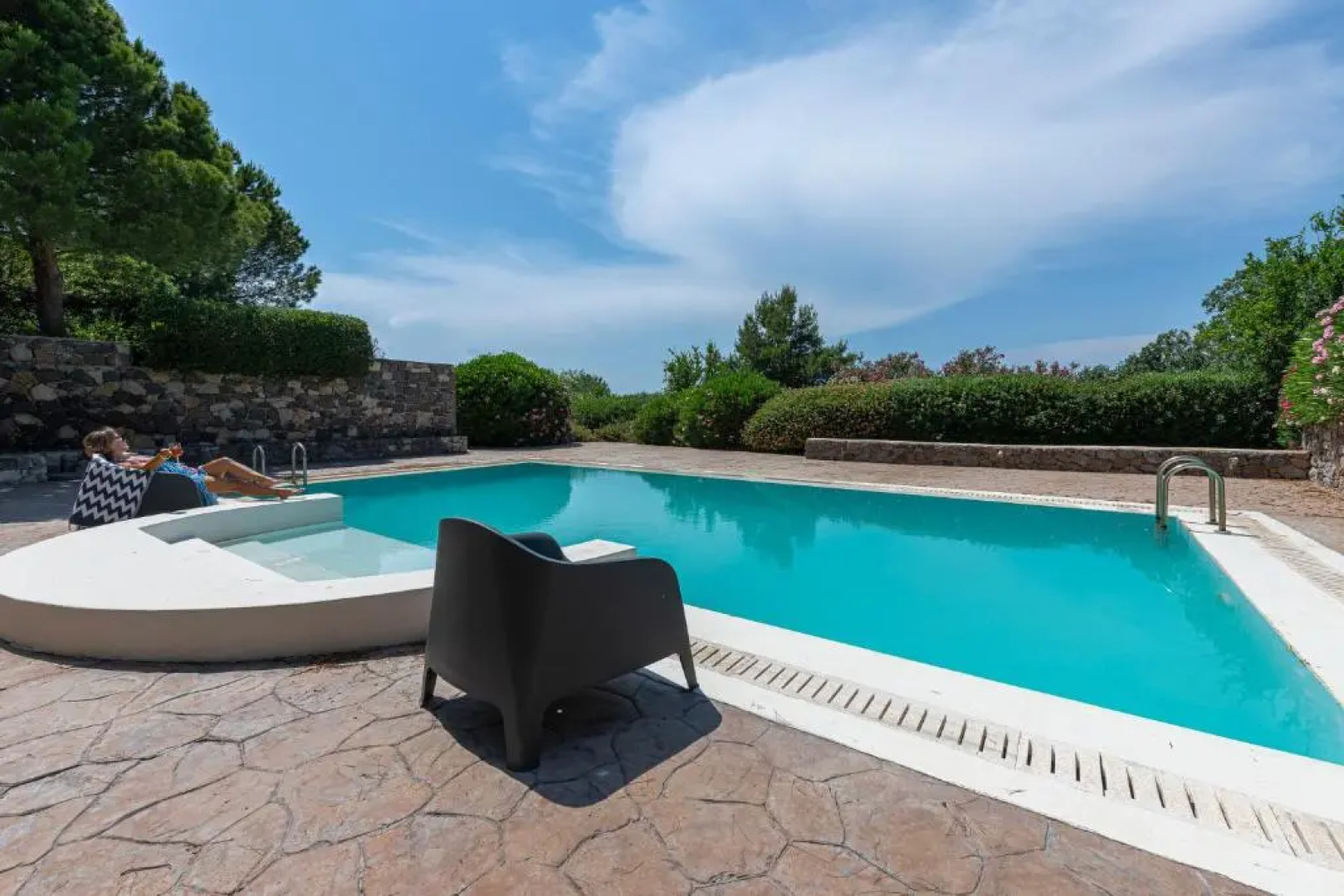 Secret Garden Residence