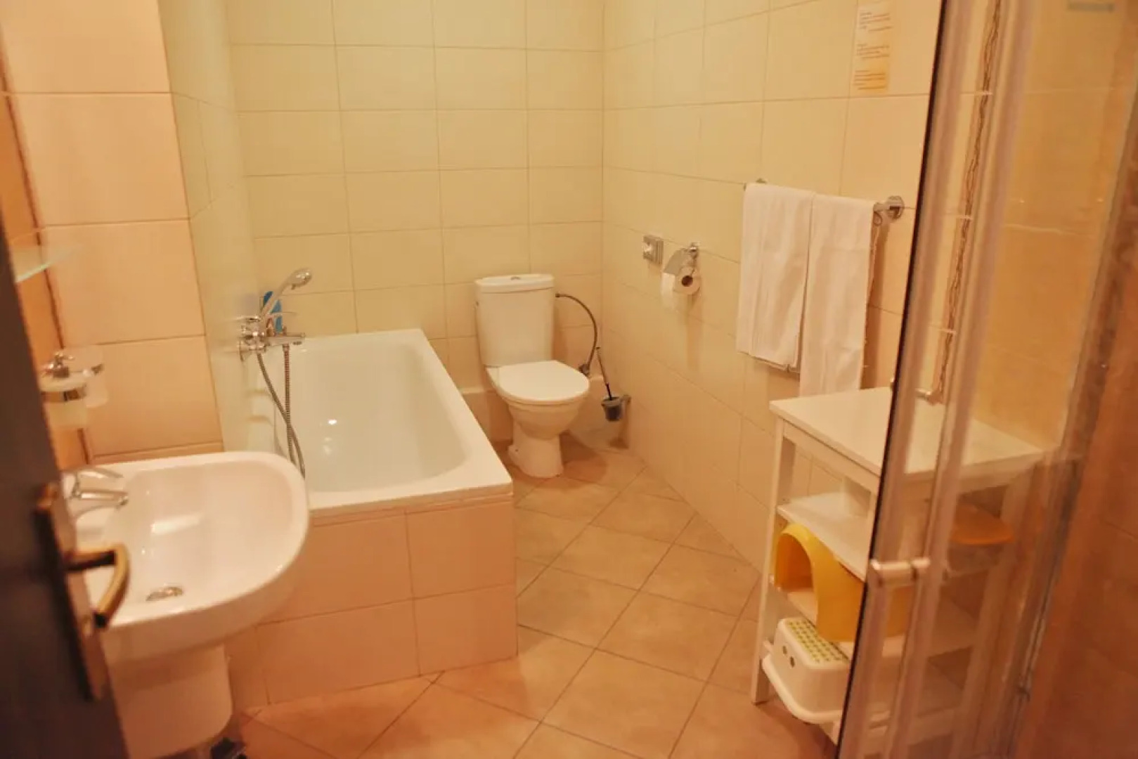 Apartment Gino Besenova