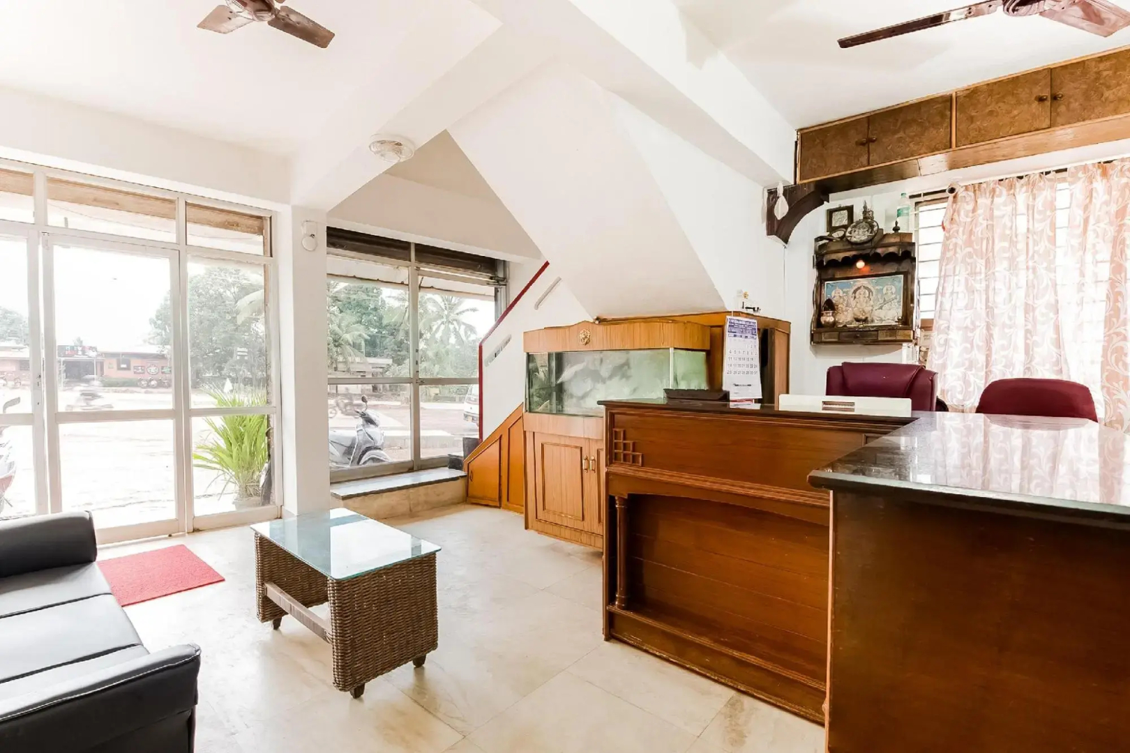 Sushma Lodge by OYO Rooms