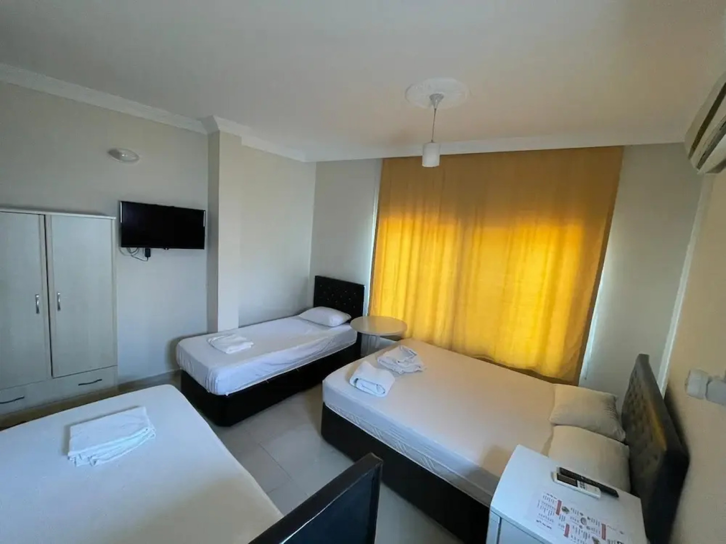 Ünlü Konaklama Kafe