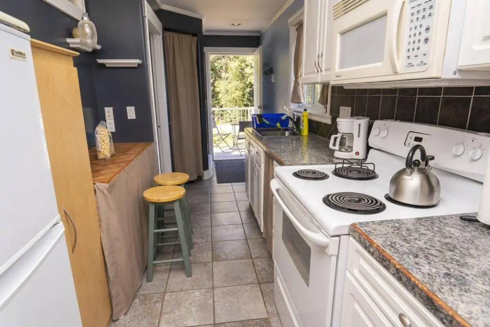 Downtown Whitehorse Apartment in Old Town